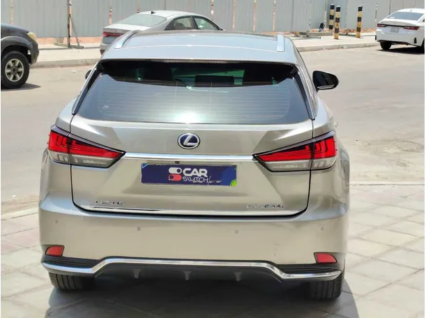 Car image 6