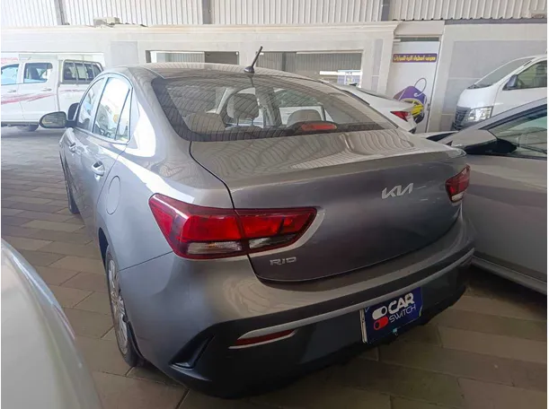 Car image 8