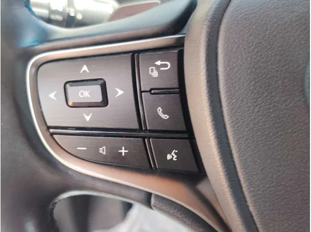 Car image 39