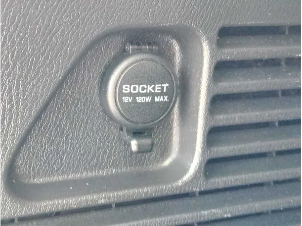 Car image 38