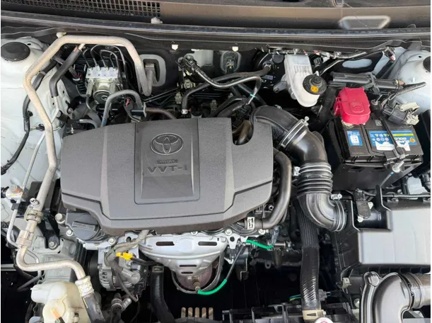 Car image 33