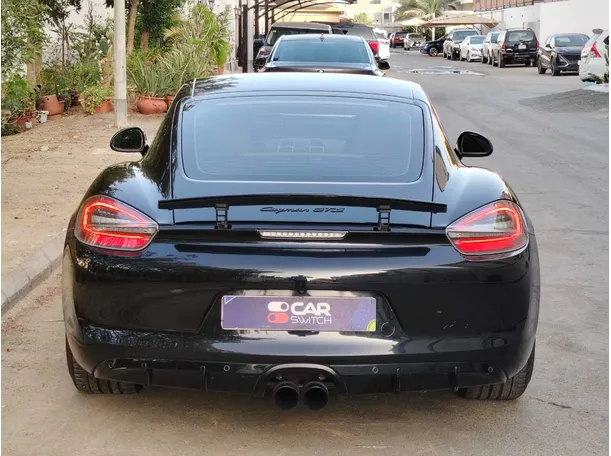 Car image 6