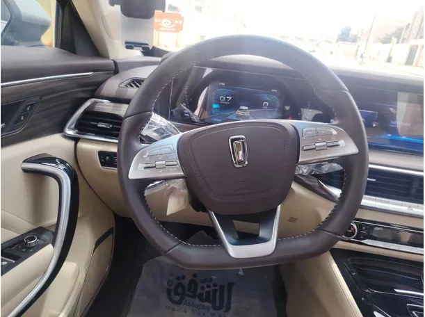Car image 23