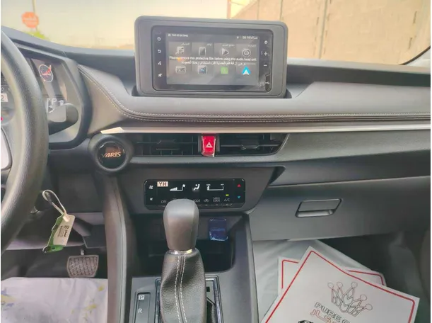 Car image 25