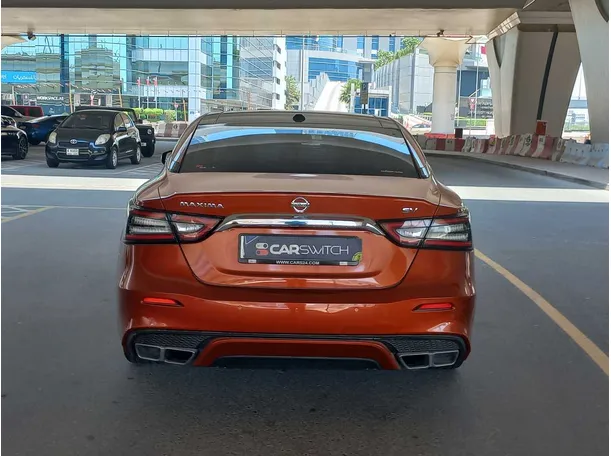 Car image 6