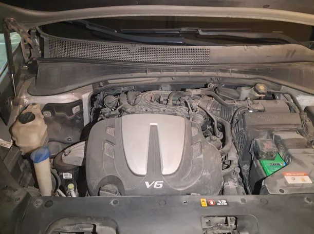 Car image 21
