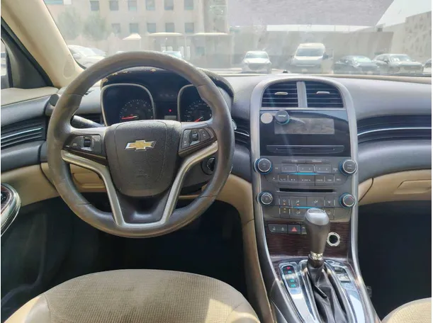 Car image 20