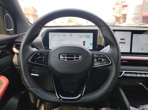 Car image 21