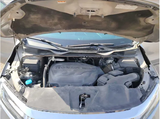 Car image 32