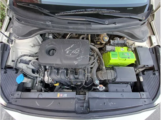 Car image 21