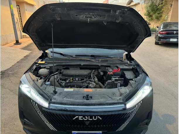 Car image 26