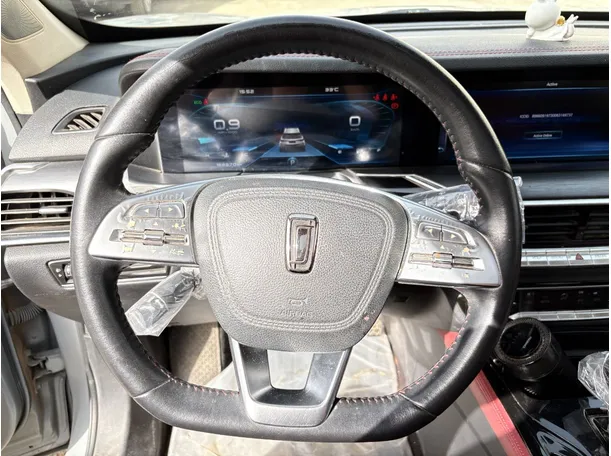 Car image 22
