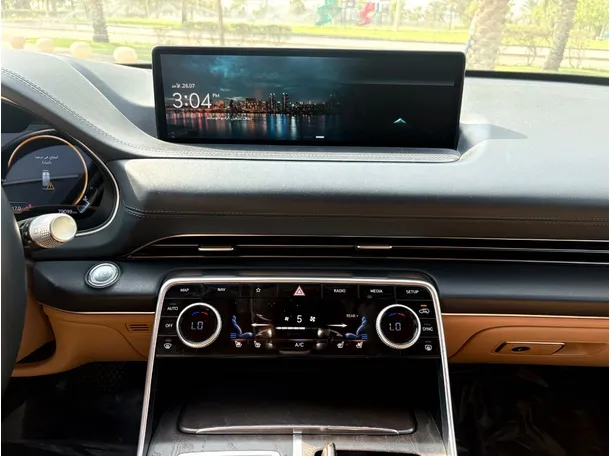 Car image 20