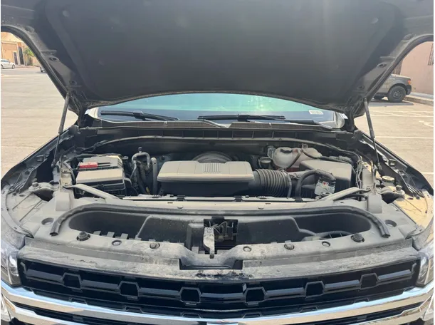 Car image 23
