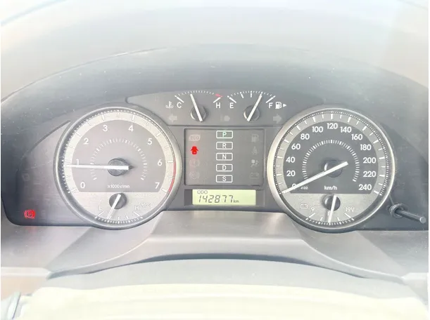Car image 23
