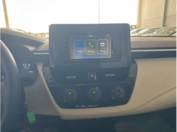 Car image 13