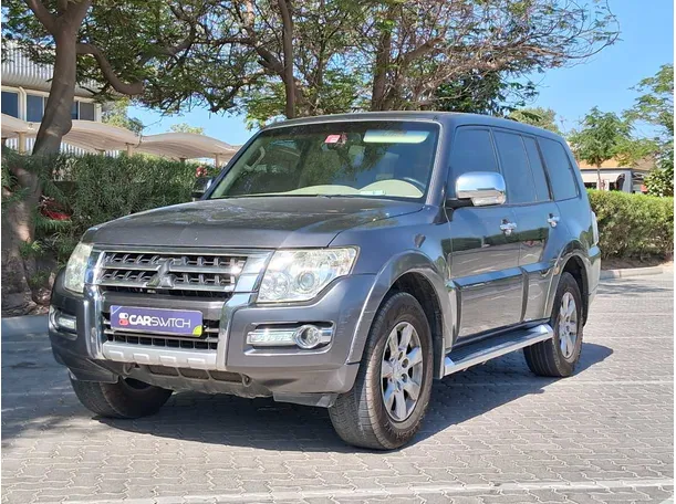 2017 Mitsubishi Pajero in UAE