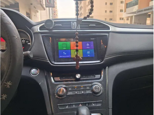 Car image 15