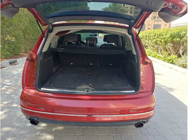 Car image 23