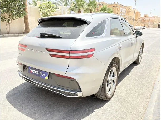 Car image 5