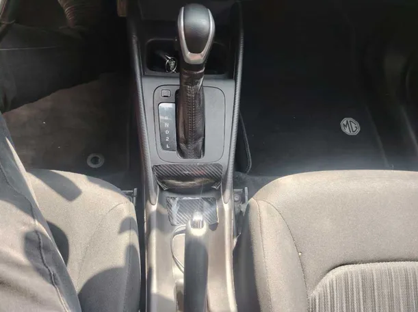 Car image 22