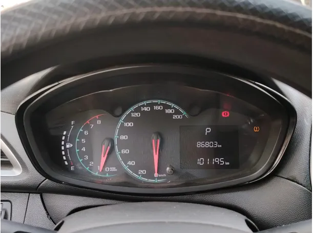 Car image 23