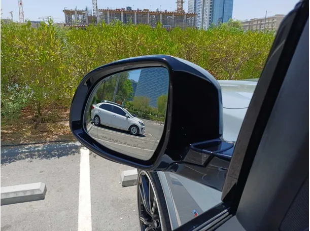 Car image 22