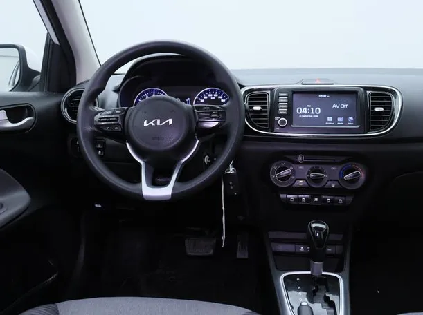 Car image 15