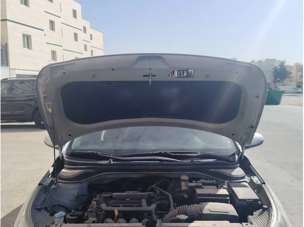 Car image 29