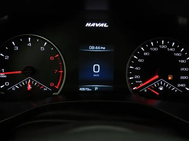 Car image 6