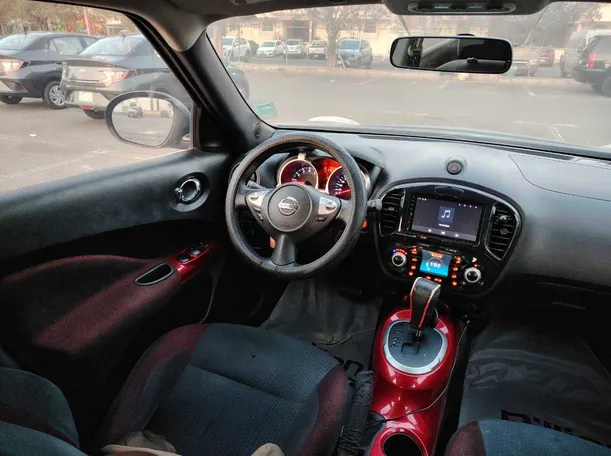 Car image 22