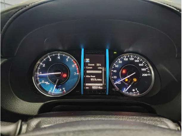 Car image 22