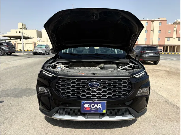 Car image 26