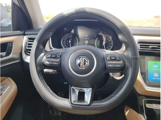 Car image 23