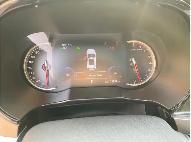 Car image 18