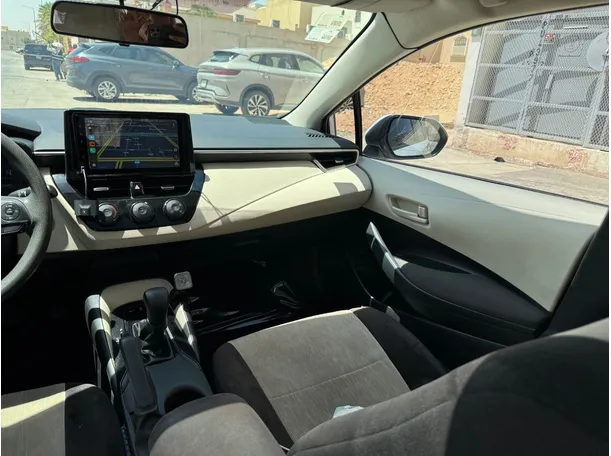 Car image 17