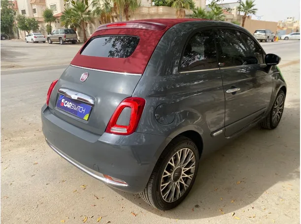Car image 5