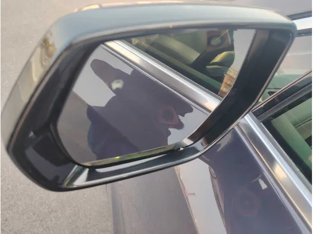 Car image 31
