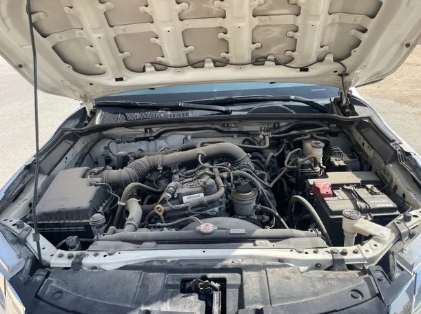 Car image 24