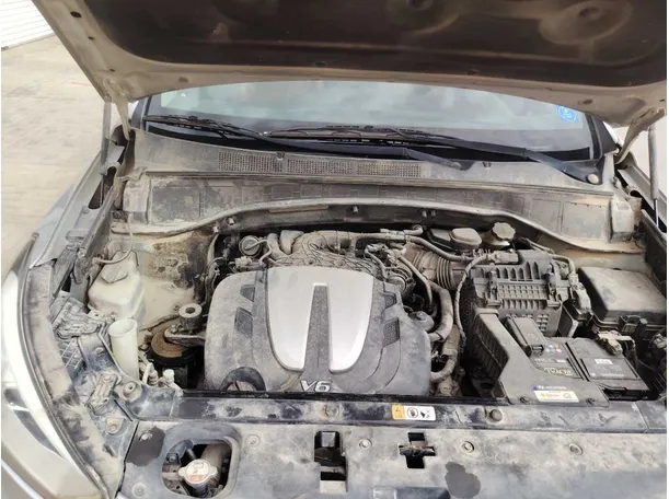 Car image 38