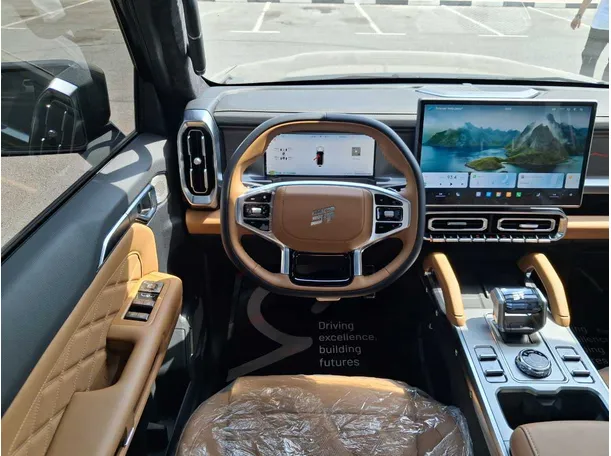 Car image 18