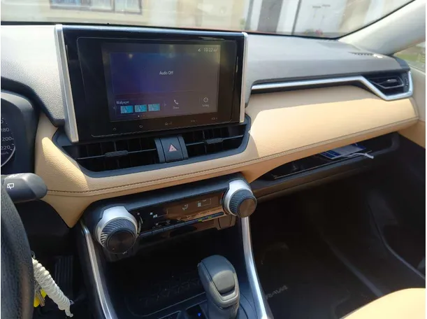 Car image 23