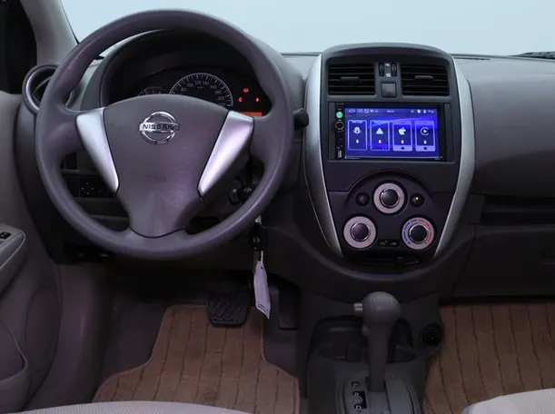 Car image 15