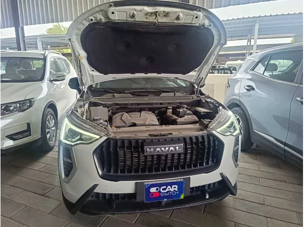 Car image 24