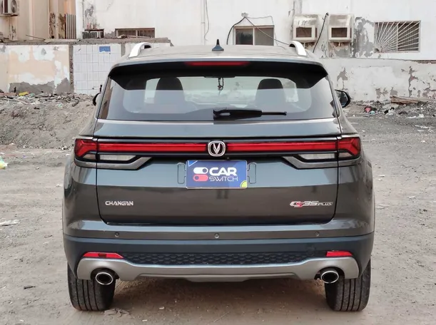 Car image 6