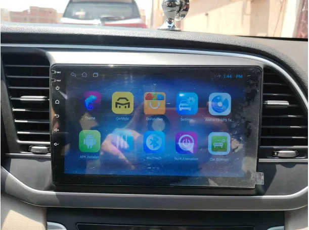 Car image 26