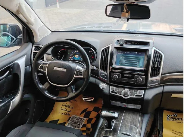 Car image 22