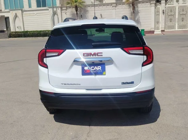 Car image 6