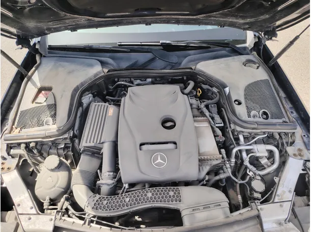 Car image 40