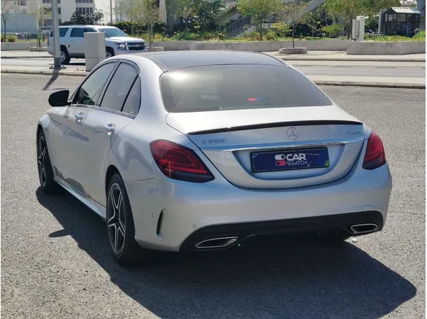 Car image 7